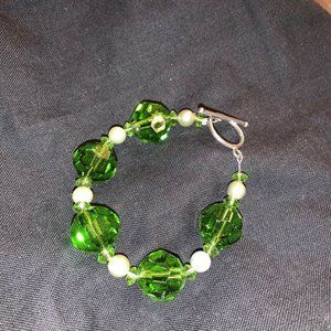 Green Crystal and pearl bracelet 925